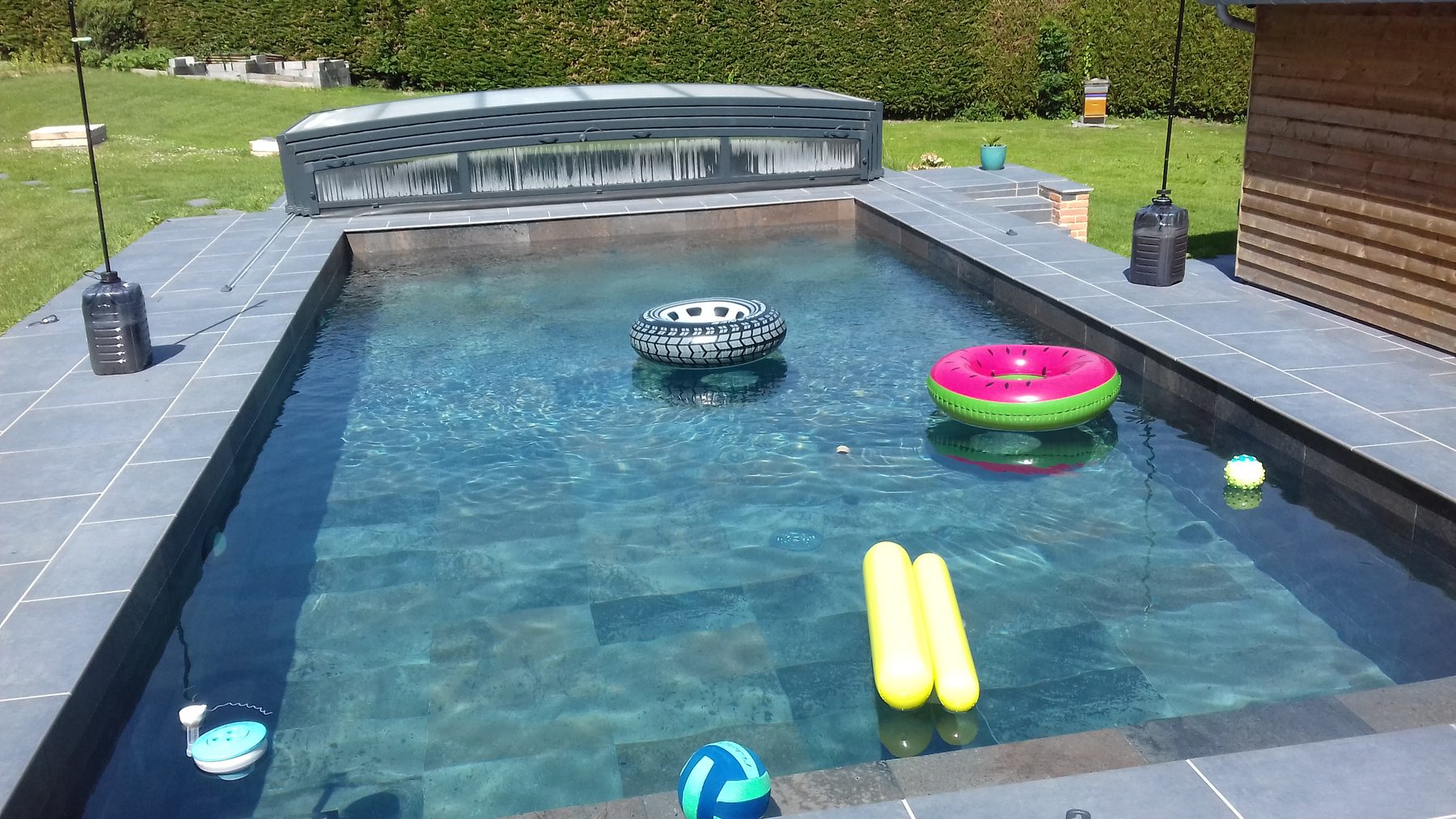 La piscine chauffée de La Noirval